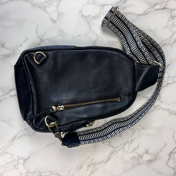 Hobo Cass Sling Bag Black Genuine Leather Crossbody Boho Strap - Picture 4 of 12